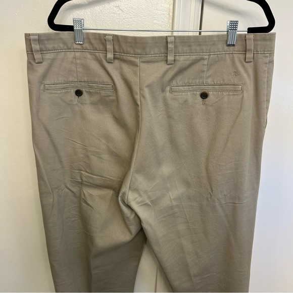 Dockers Men’s Classic Fit W38 L34 Khaki Pants Stretch Cotton Blend - Picture 6 of 10